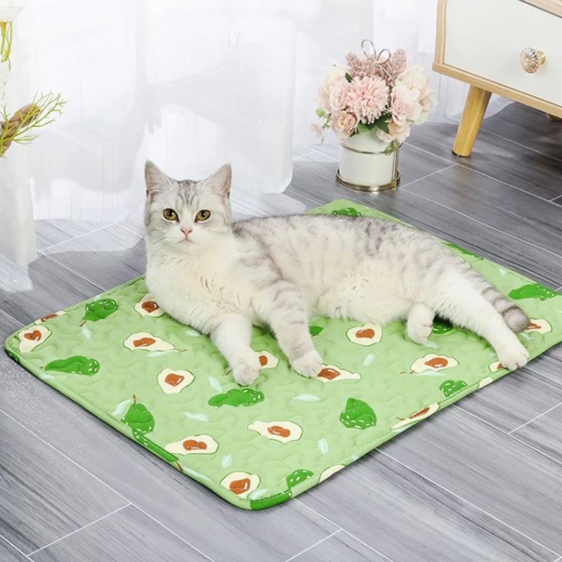 Washable Pet Pee Pad Pet Diaper Mat Reusable Mats for Dogs Dog Bed Urine Washable Dog Training Pad Four Seasons Pet Mat Urine