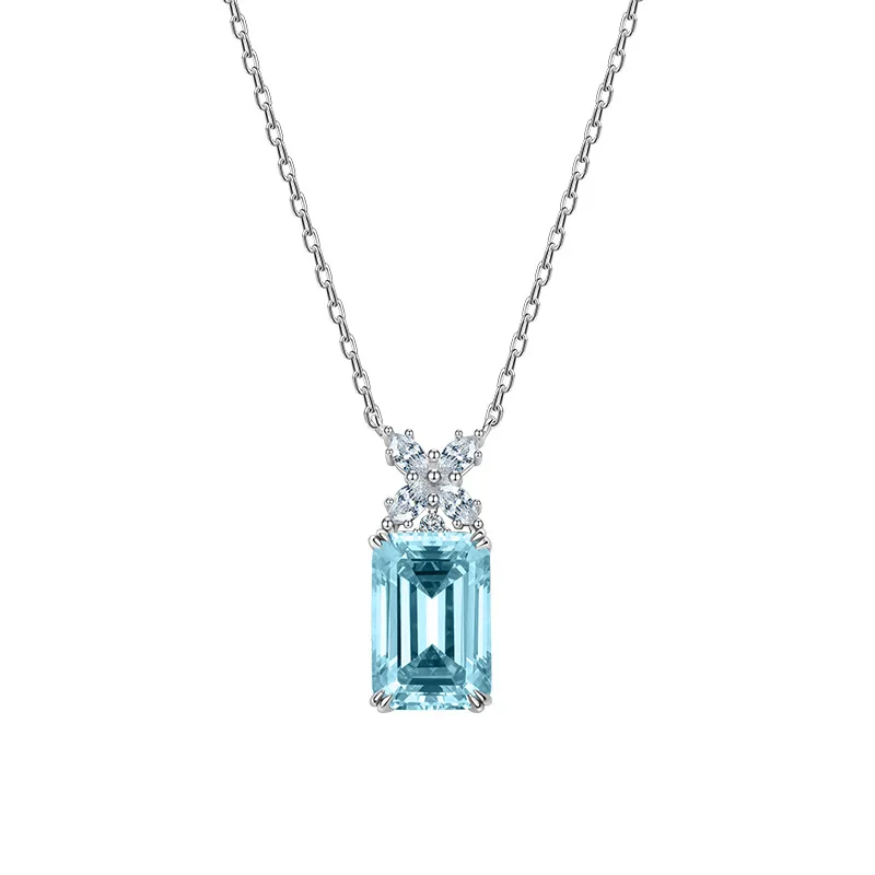 New 8 * 12 Aquamarine Necklace with A Versatile and Niche Design for Women, Collarbone Chain, European and American Jewelry