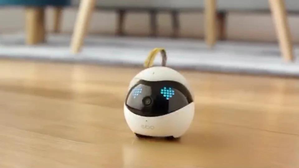 family mini pet companion robot Pro version AI automatic cat toy remote interactive monitoring