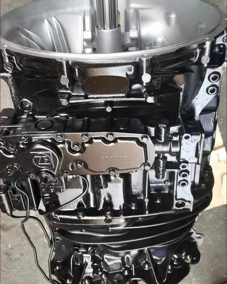 Original Genuine Truck Gearbox Professional Auto Transmission Systems 16s2530 Transmission Assembly