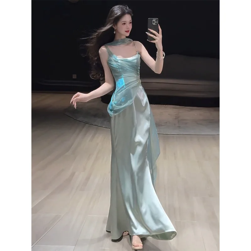 vestido-ligero-con-cola-de-pez-sensacion-de-alta-gama-para-compromiso-lujo-discreto-vestido-de-brindis-para-novia-vestido-fresco-y-refrescante