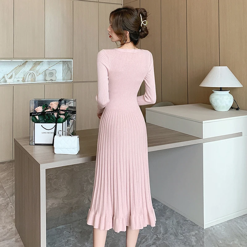 France New Autumn Winter Pink Knitted Pleated Midi Dress High Quality Women V Neck Diamonds Button Long Sleeve Sweater Vestidos