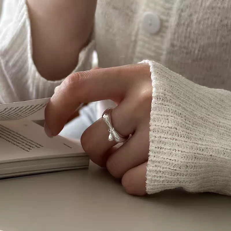 

Корейский стиль, модное простое кольцо с бантом в форме капли, изысканный ювелирный подарок, кольцо на палец из стерлингового серебра 925 пробы для женщин