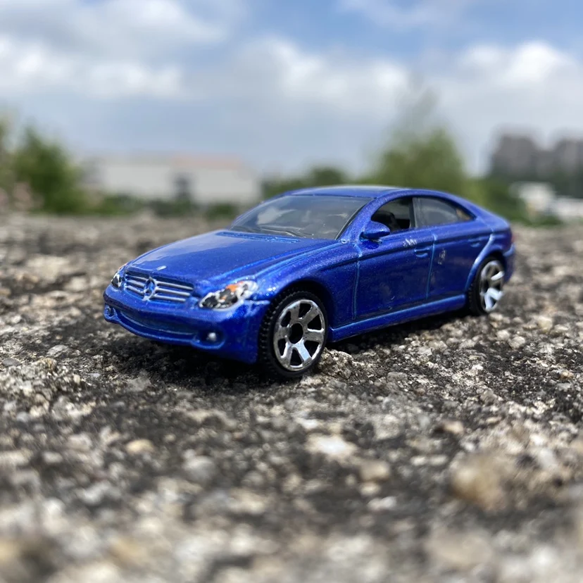 MB CLS500 Sports Car 1/65 Model Classic Series Children's toy gift static display of paint defects