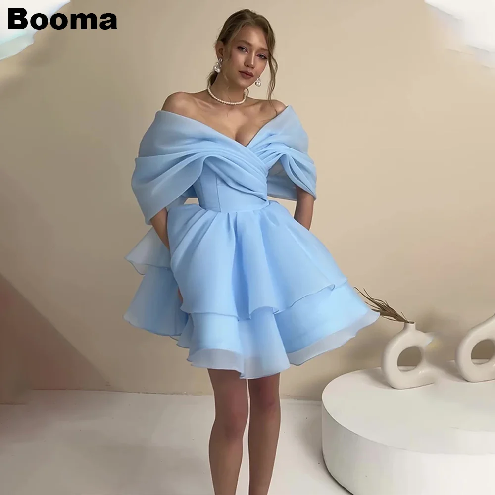 

Booma Light Blue Short Prom Dresses Off Shoulder Tiered Organza Cocktail Dress Pleats Lace Up Wedding Party Gowns for Women