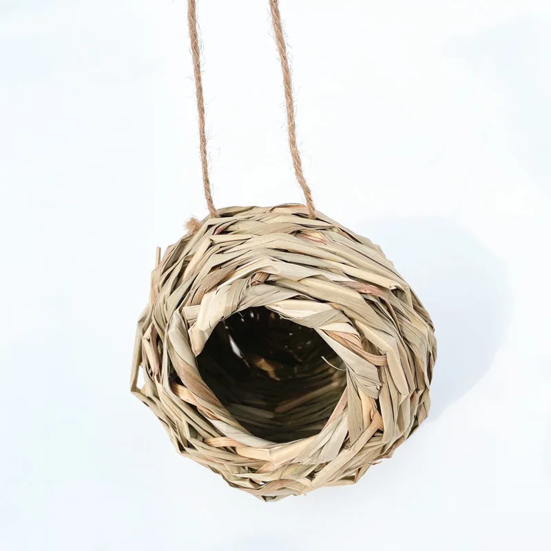 High-quality Forage Hand-woven Hamster Grass Nest Hamster Toy Tunnel Pet Grass Nest Grass House Soft and Skin-friendly