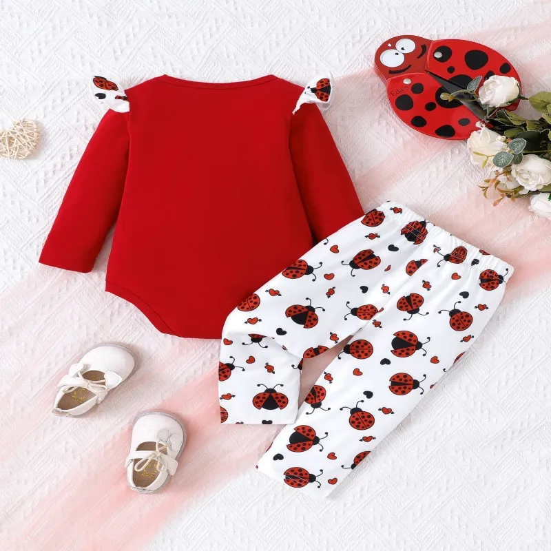 PatPat Childlike 2pcs Animal Pattern Baby Girl Flutter Sleeve Set