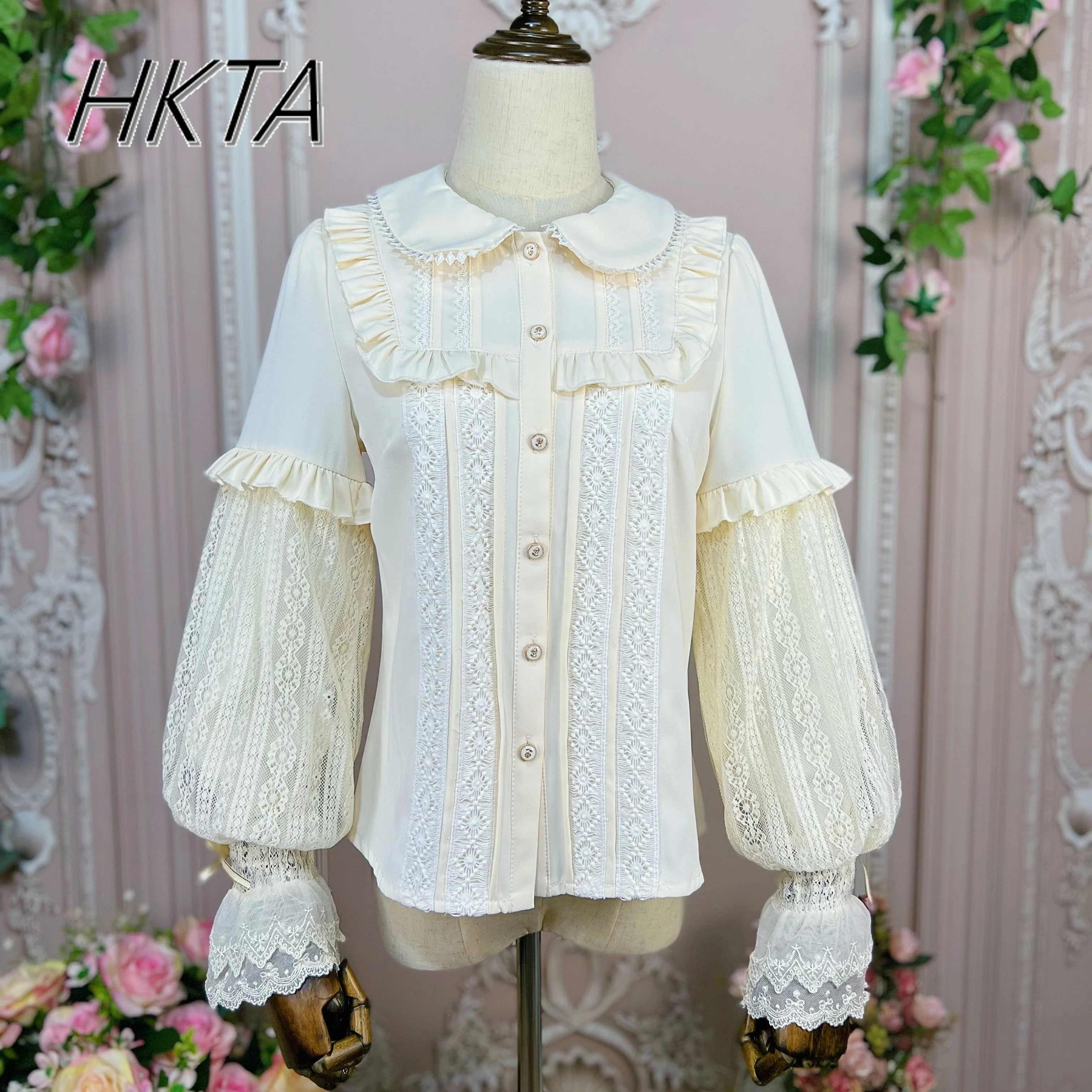 Camisas japonesas de Lolita de manga larga acampanada con cuello de muñeca, camisas Kawaii dulces, blusa para mujer, camisa blanca de encaje elegante Vintage, Tops para niñas