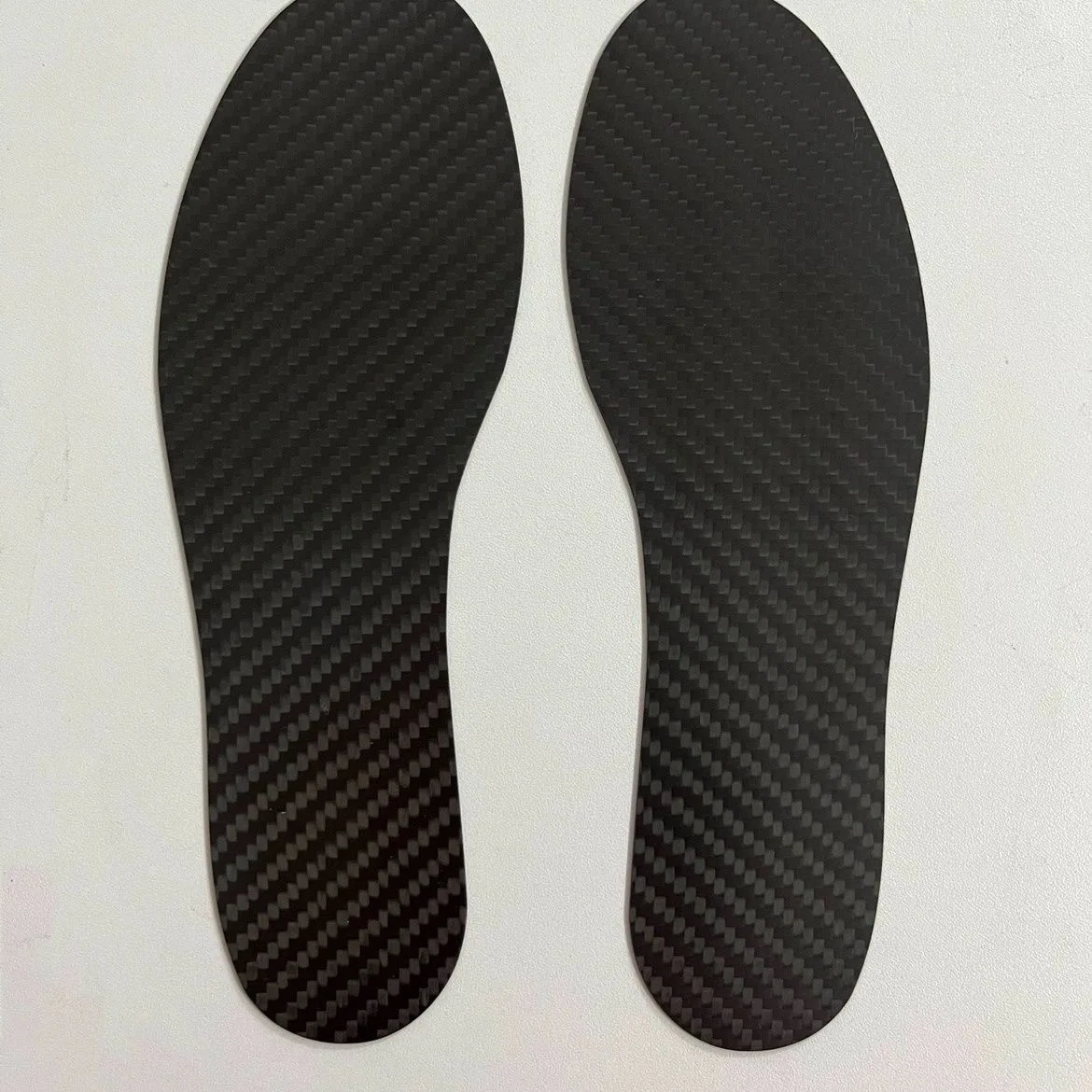 Plantilla de fibra de carbono para zapatillas de deporte, plantilla deportiva de alta calidad de 0,8mm, 1,0mm y 1,2mm de grosor, plantilla