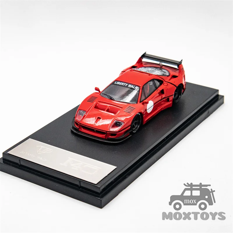 نموذج ستار 1:64 LB-Works F40 أحمر / أبيض محدود 499 نموذج سيارة دييكاست