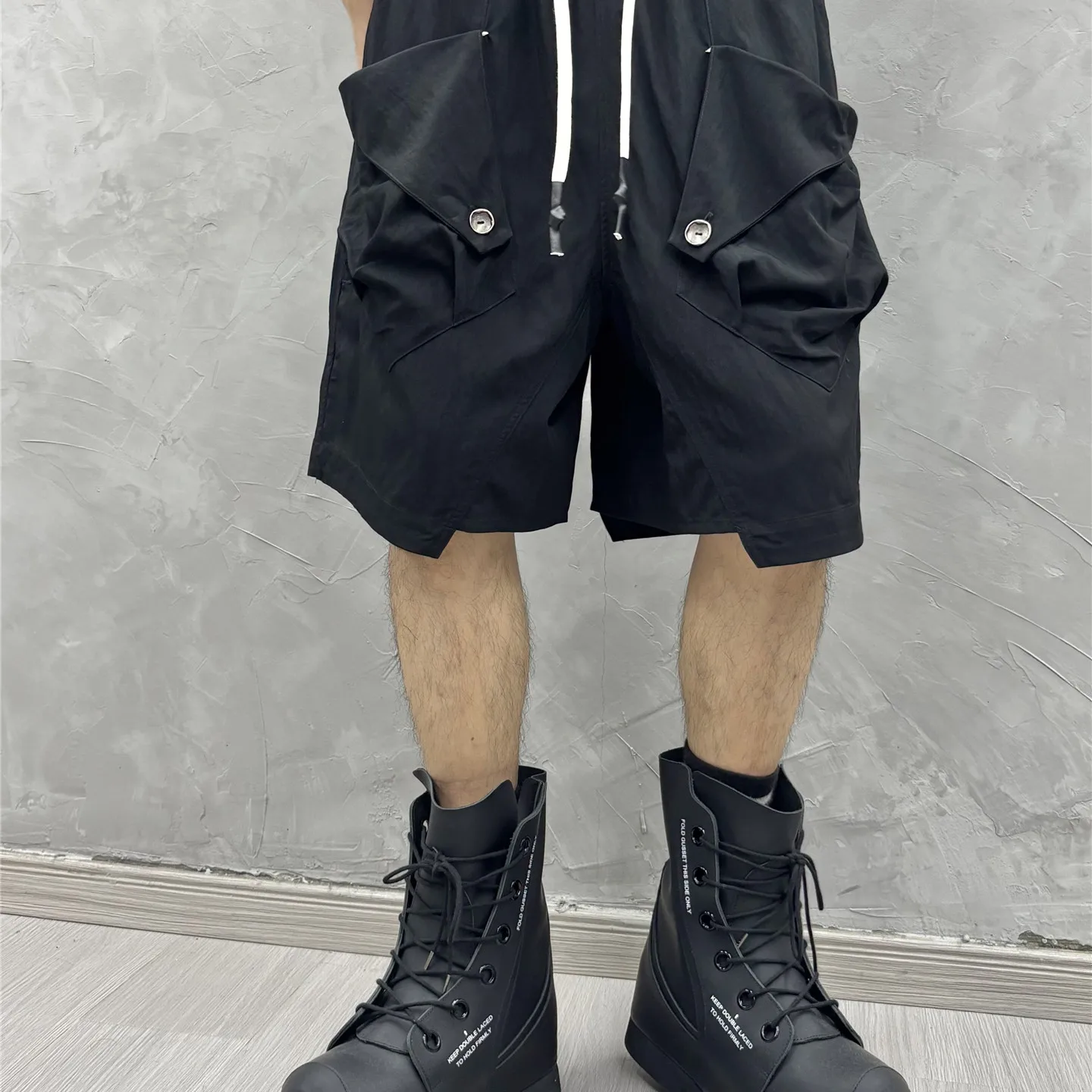 Dark Personality Large Pocket Loose Cropped Pants Designer Model Trendy Casual Shorts Fashionable Couple Middle