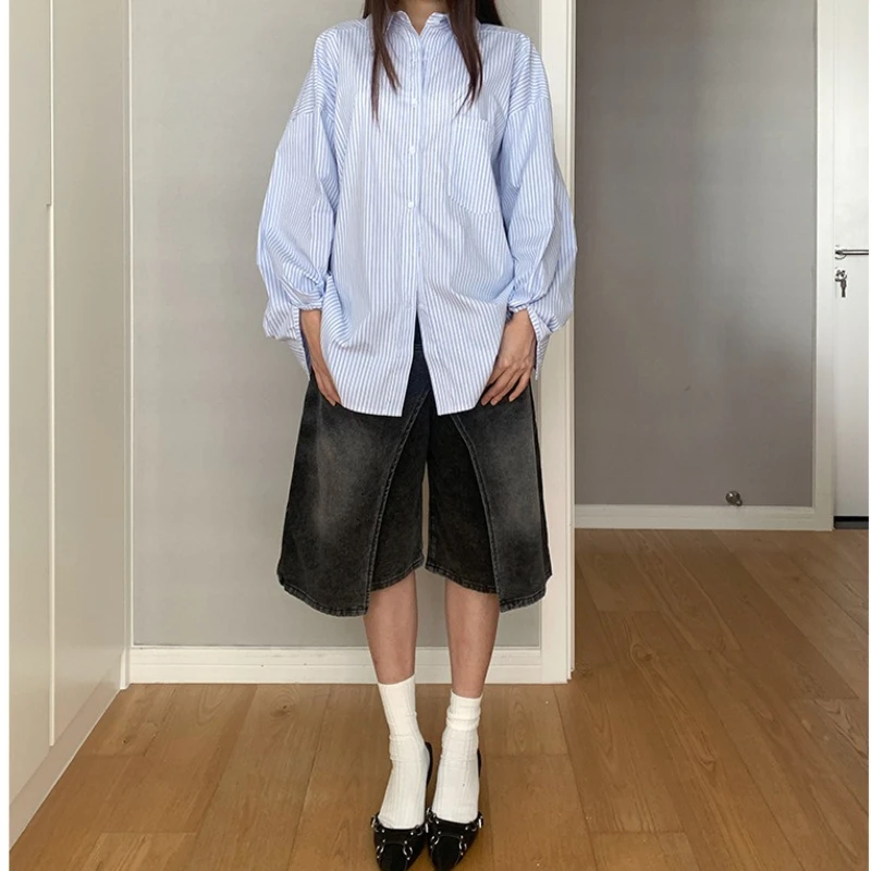 بسيطة، كاجوال، خطوط زرقاء، مزاج راقي، قميص بأكمام طويلة، بلوزة فضفاضة متوسطة الطول بصدر واحد