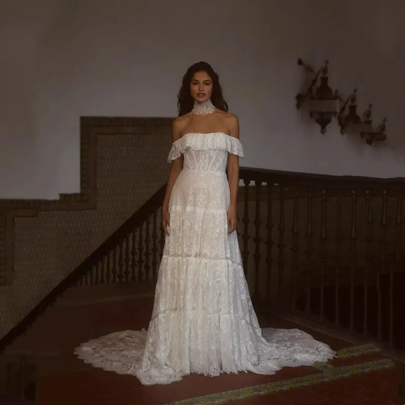 

Customized Simple Lace Appliques A-Line Wedding Dress Sexy Strapless Pleat Off Shoulder Backless Long Train 2025 Bridal Dresses