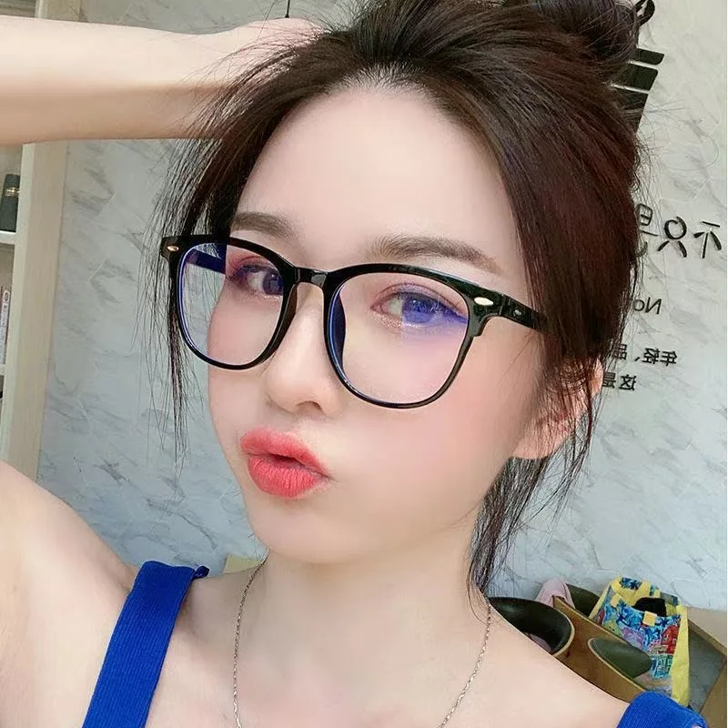 1PC Anti-blue Light Glasses Women's Flat Light Glasses Blue Computer Goggles Retro Frames Women's Square Frames