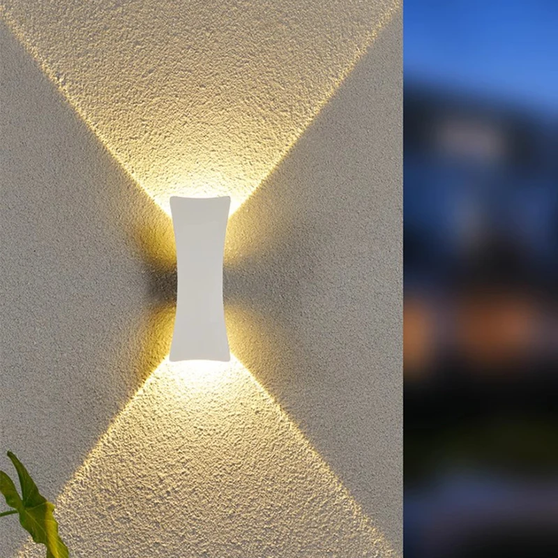 Outdoor Wall Lights Exterior Wall Waterproof Lamp Aluminum White and Black Body Lamp Courtyard Entrance Wall Lamp Fixture