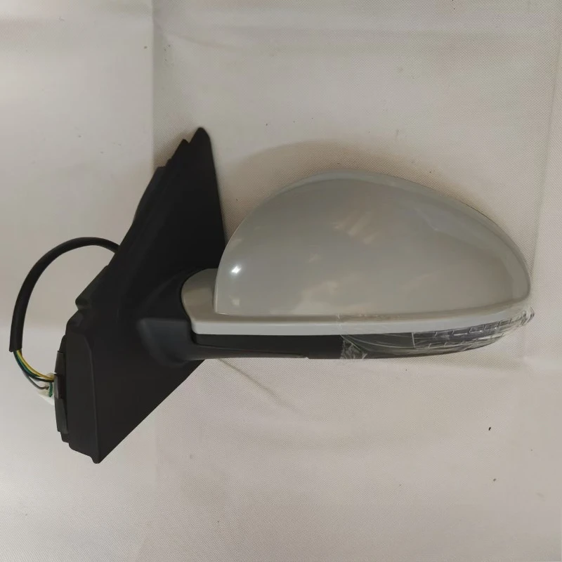 

Подходит для зеркала заднего вида ARRIZO 5. J60-8202020. Прозрачный водонепроницаемый дизайн.