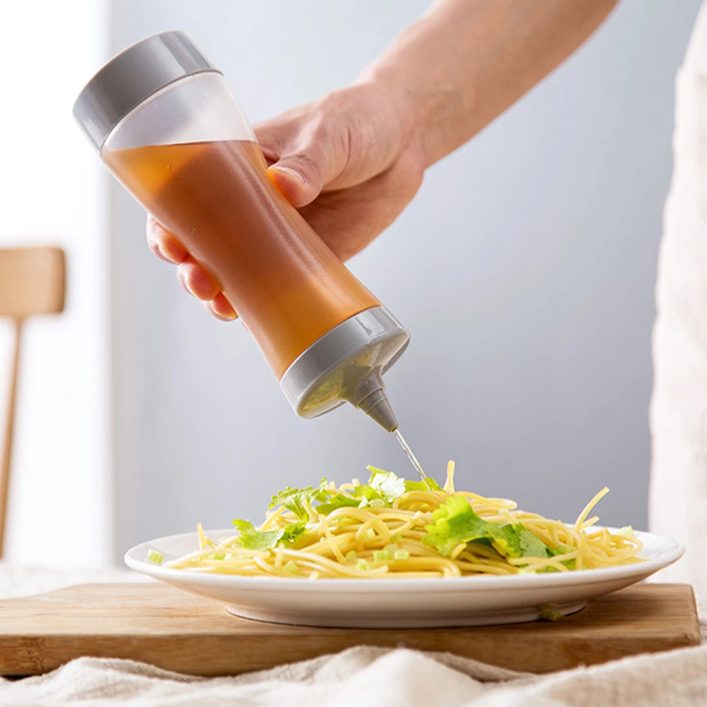 

3Pcs Plastic Sauce Dispensers Squeeze Bottle Flexible Nozzle Large Capacity Kitchen Condiment Container Salad Dressing Tomato