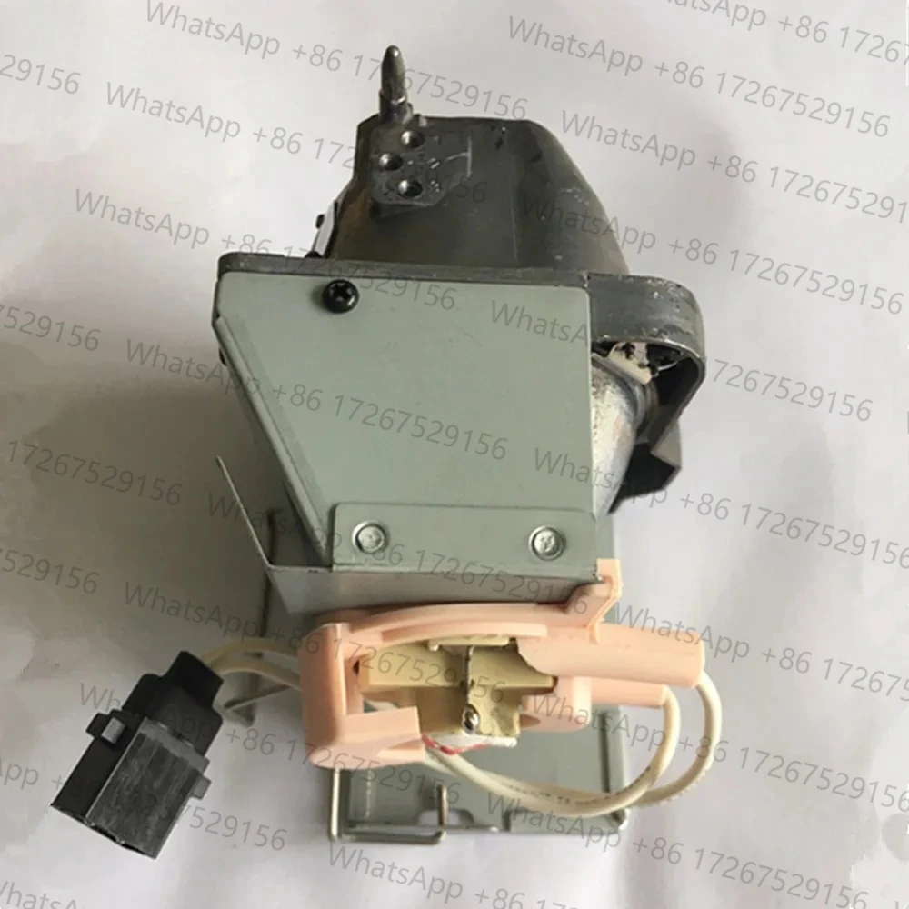 

BL-FP240E / SP.78V01GC01 Projector Lamp With Housing / Bulb for UHD300X UHD40 UHD400X UHD50 UHD51 UHD51A UHD550X UHD65