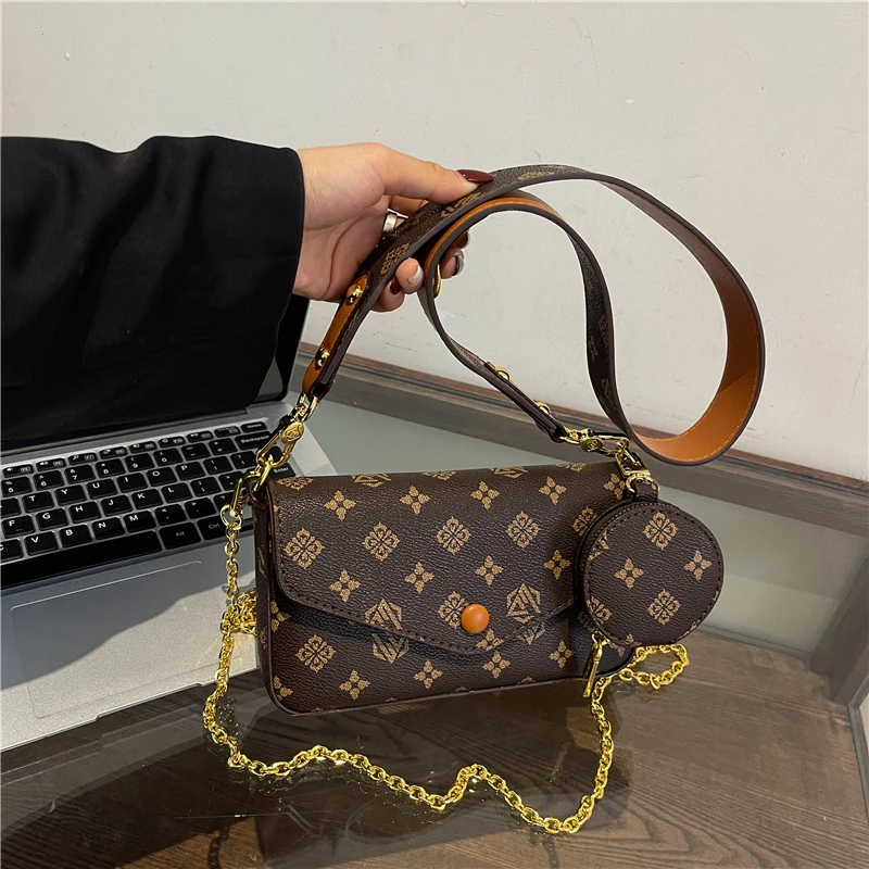 

Classic Ladies Handbag - High-Quality Leather Tote Bags Shoulder Bag By Famous Designer With Elegant Design