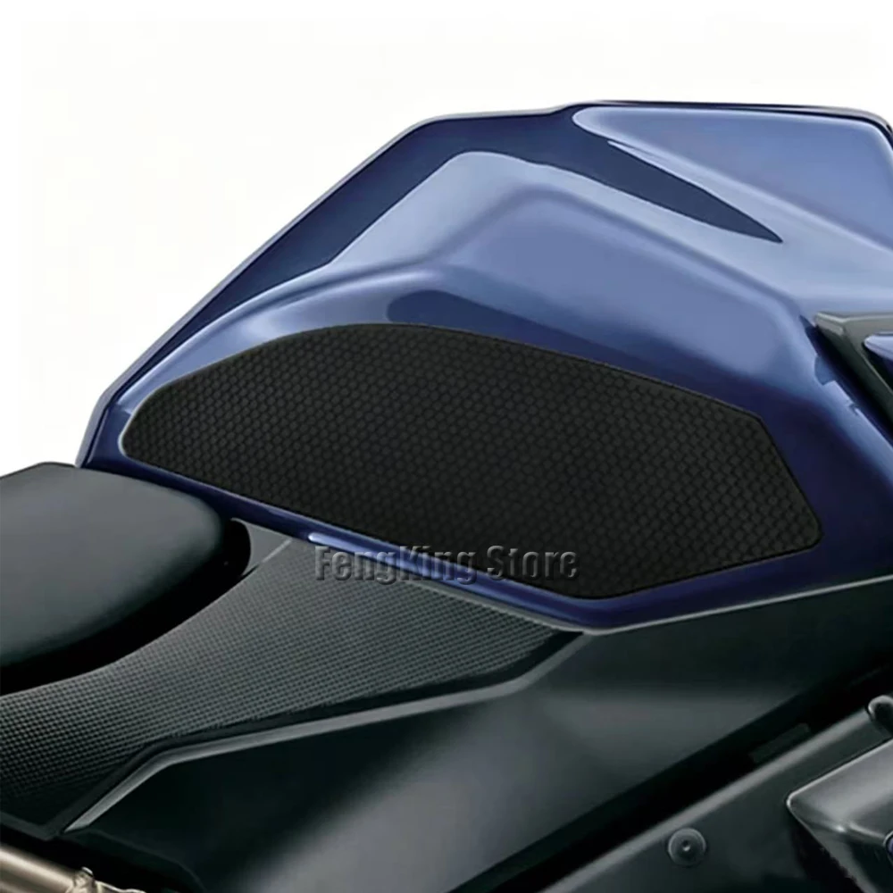 For GSX S1000 GT 2022 Motorcycle anti-skid fuel tank protection fuel tank sticker side decals knee pads view 5