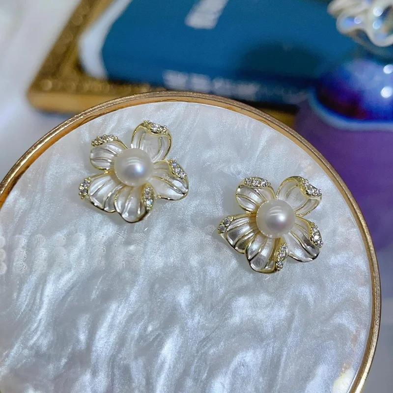 

925 Sterling Silver French Exquisite Natural Freshwater Pearl Earrings for Women Temperament Wedding Party Jewelry Accessories