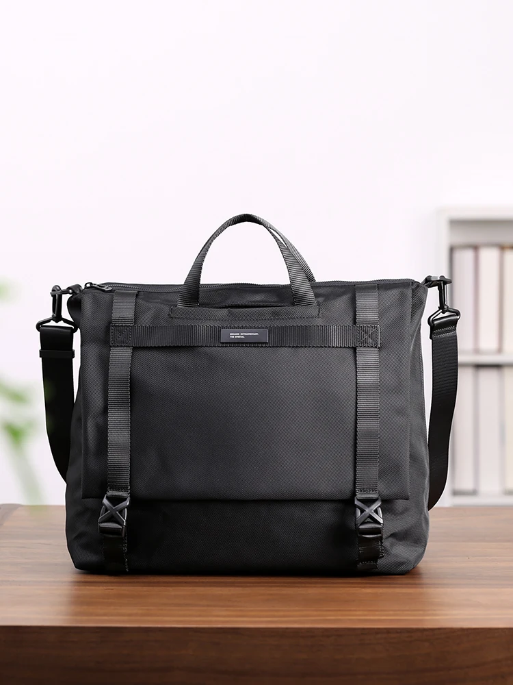 

Large Capaci Men's Handbag Commuter Laptop Bag Lightweight Waterproof Single oulder Crossbody Bag Soft Nylon Casual Sle