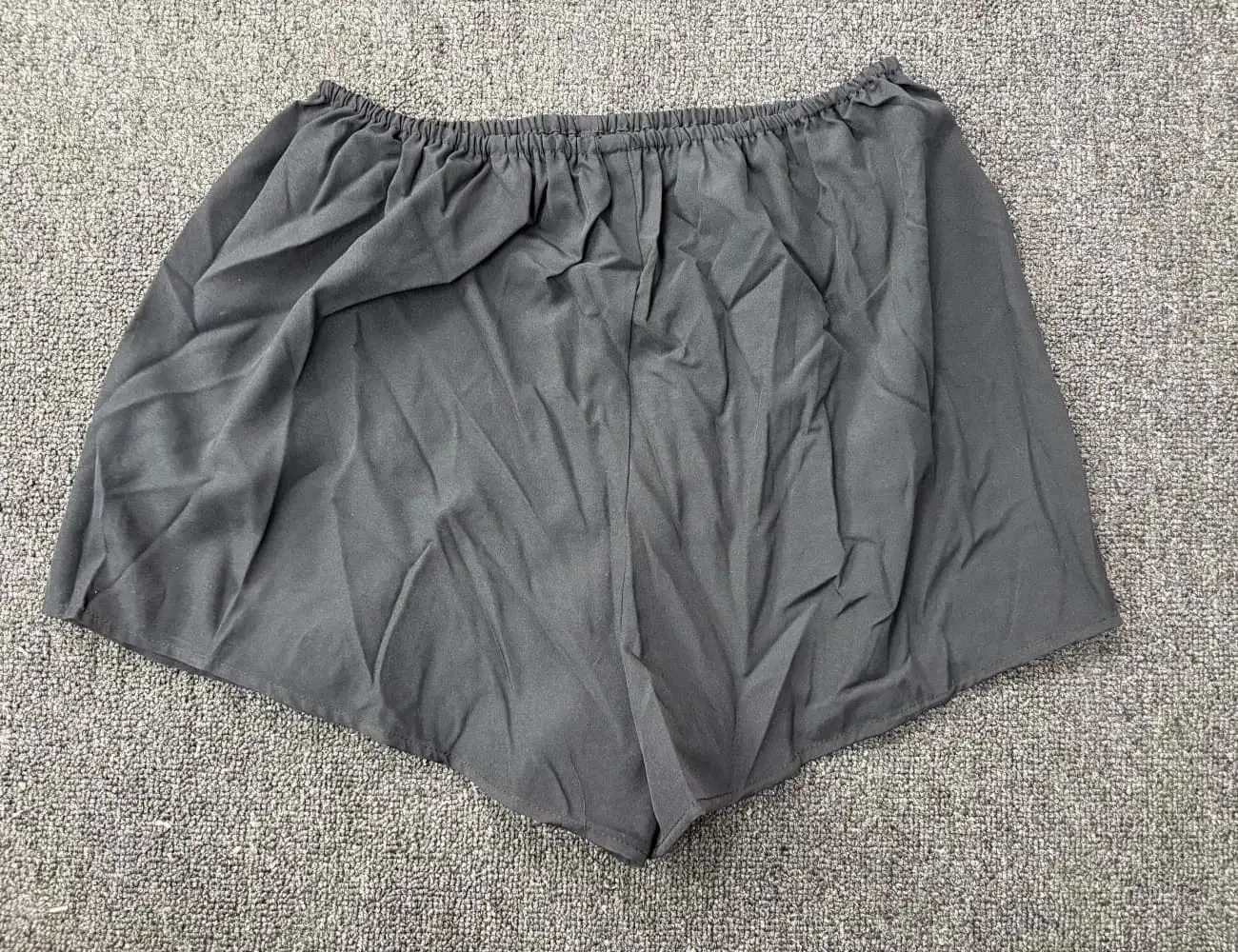 Vestido negro Sexy liso suelto con pliegues empalmados ahuecados para mujer diseño de manga larga traje de tres piezas conjuntos de club nocturno de moda