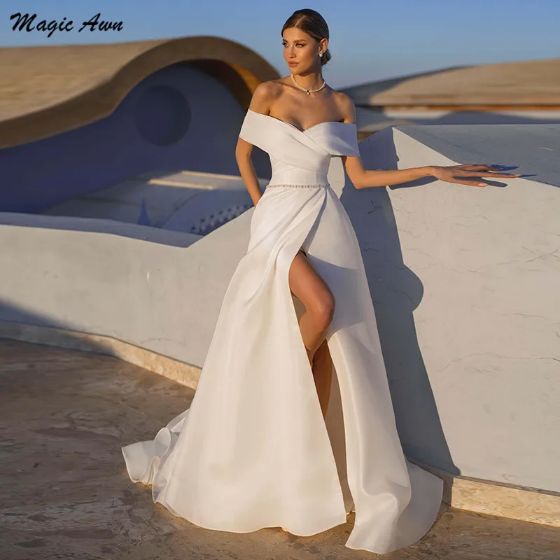 

Magic Awn Off The Shoulder Wedding Dresses Thigh Slit Beaded Sash Boho Organza Bridal Gowns A-Line Buttons White Mariage Dress