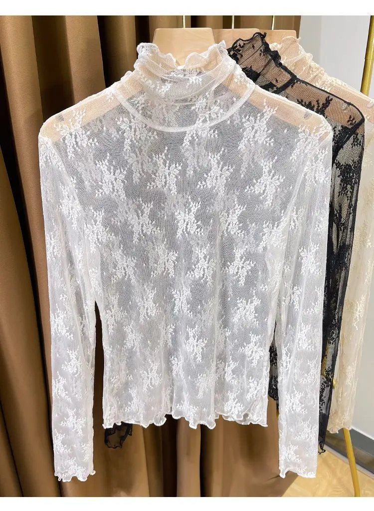 Camicetta bianca in pizzo a collo alto per donna Nuova camicia con base in rete con bordo pieghettato elegante moda autunno e inverno