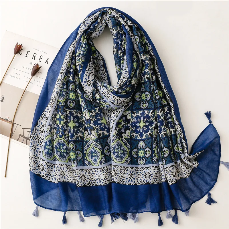 Women Lovely Aztec Floral Soft Thin 100% Viscose Tassel Scarf Lady Print Beach Shawls and Wraps Bufandas Muslim Hijab 180*90Cm