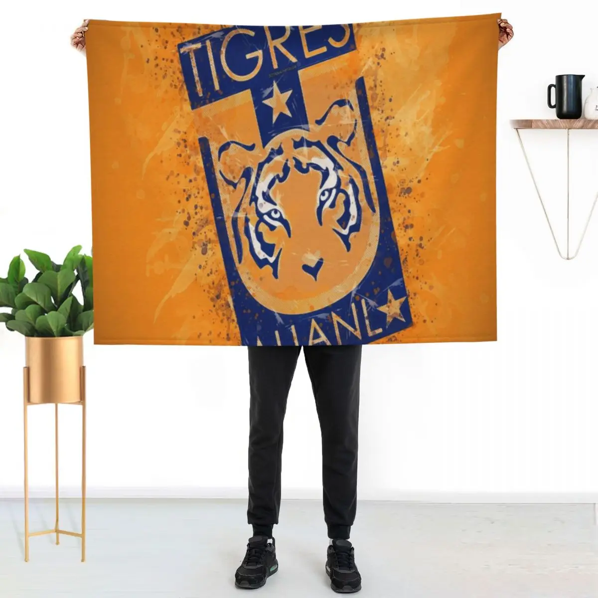 

UANL Tigers Throw Blanket Soft Breathable Blanket for Night Sleeping