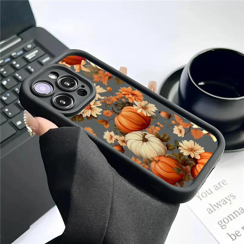 Рисунок 4 - Осенне-осенний чехол для телефона