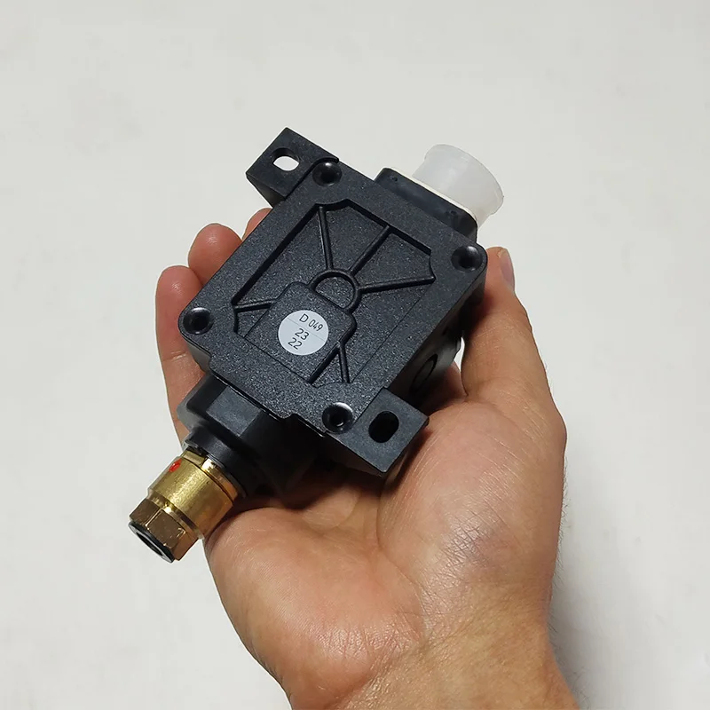 

1 шт. DS-W1-4-L-S1 Высококачественный масляный клапан для Гейдельберга