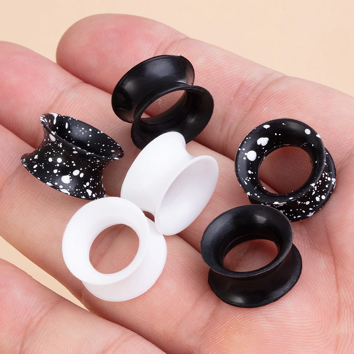 6Pcs 3-22mm Soft Silicone Ear Gauges Flesh Tunnels Plugs Stretchers Expander Double Flared Flesh Tunnels Ear Piercing Jewelry