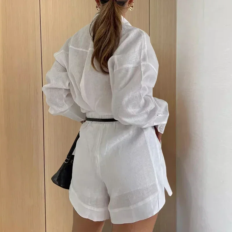 Conjunto de duas peças com bolsos de botões para mulheres, calça curta com camisas e tops, roupas femininas de manga longa, casual e simples, terno da moda, verão, 2024