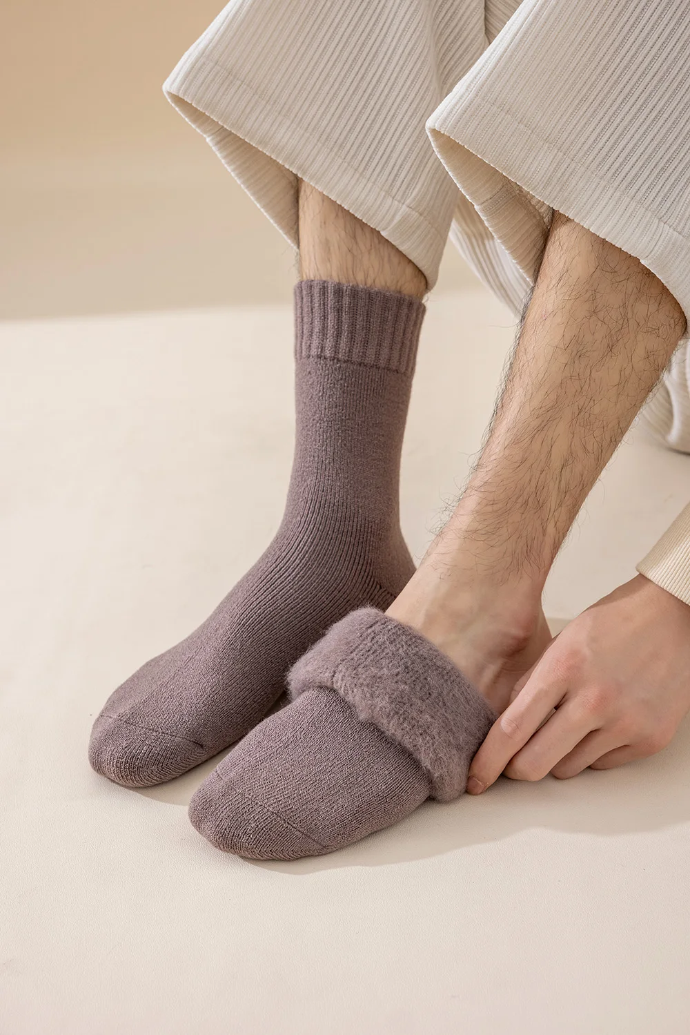 5 Paar Herren-Socken aus Merinowolle, für den Winter, verdickt, warm, Kaschmir-Socken, modische einfarbige Frottee-Socken – Detail 11