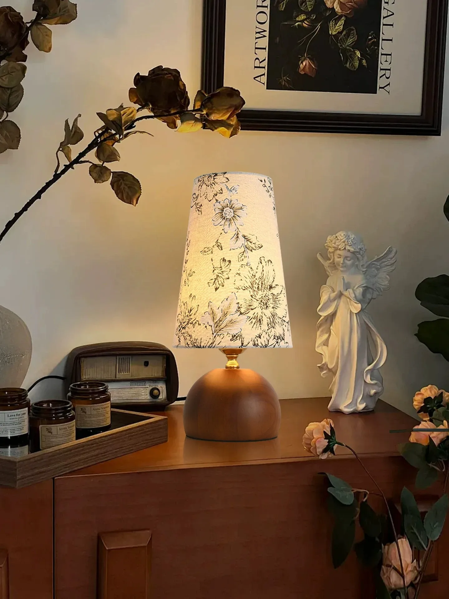 Vintage Wabi‑Sabi Floral Fabric Table Lamp, French Retro Solid Wood Ambient Lamp for Bedroom Living Room Study