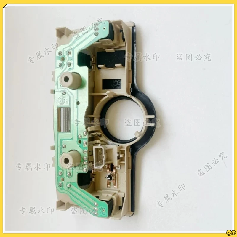 

Adapted for the original car reading light, illumination light and front ceiling of for Golf 4, Bora and Octavia RS.