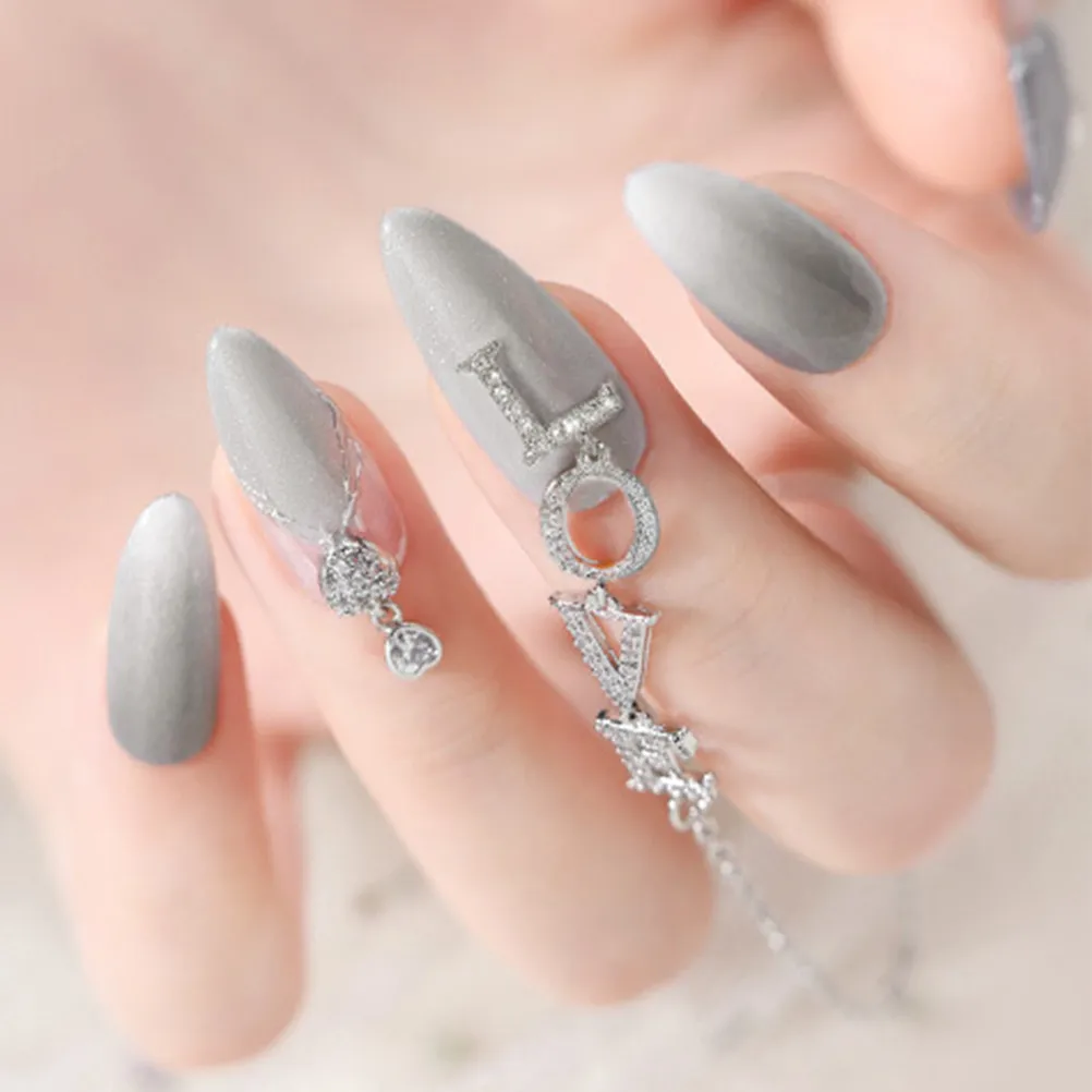 

Электролитически покрытые цепочки для ногтей с циркониевым кольцом и дизайном в виде сердца, украшения для маникюра для женщин и девушек, для путешествий и вечеринок