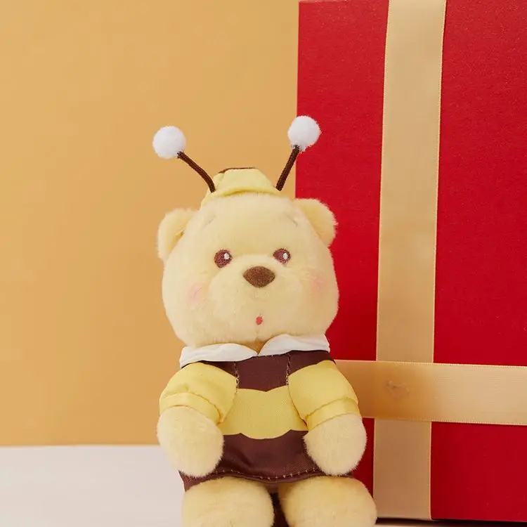 MINISO ديزني ويني ذا بوه المزحة حفلة أفخم المفاتيح Kawaii حقيبة سحر لينة محشوة تحصيل هدية 2025 جديد