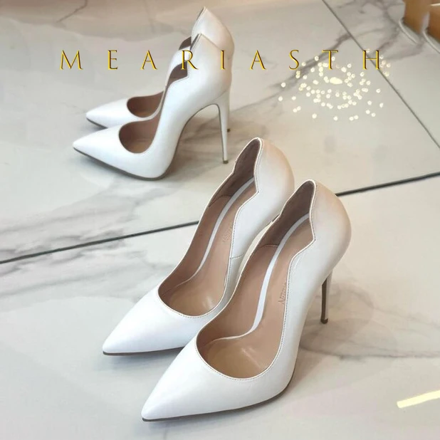 

2025 Fashion High Heels Sexy pointed toe Shoes Women Pumps Large Size 44 White Stiletto Heel Patent Leather Office Wedding Shoes
