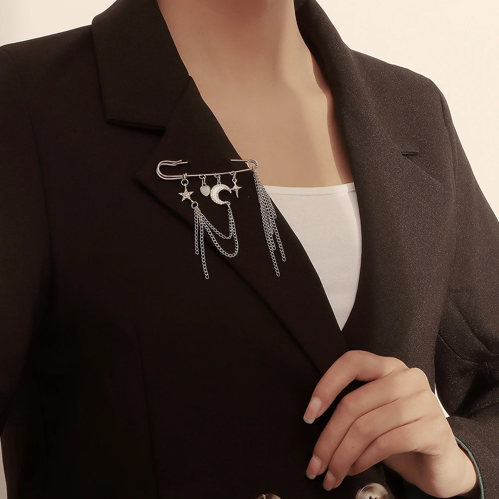 Safe-Pin Pattern Brooch Jewelry Cute Love Heart Four-Pointed Star Crescent Rhinestone Inlaid Chains Strings Corsage Pins Accesso