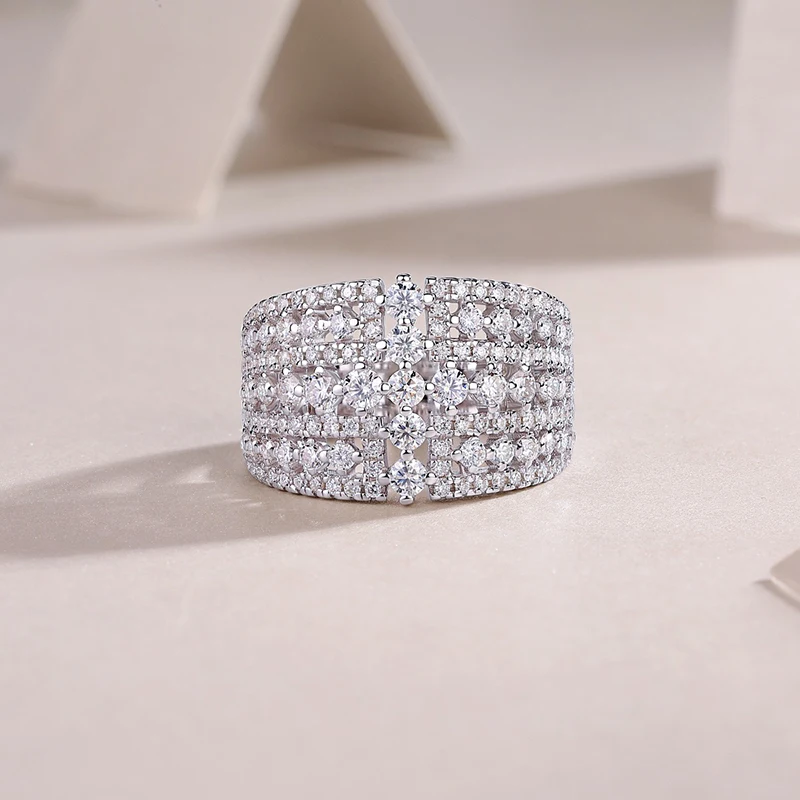 Iced Moissanite Diamond Eternity Ring Wedding Band 925 Sterling Silver Pass Tester Fine Jewelry Plated White Gold Wholesale Gift