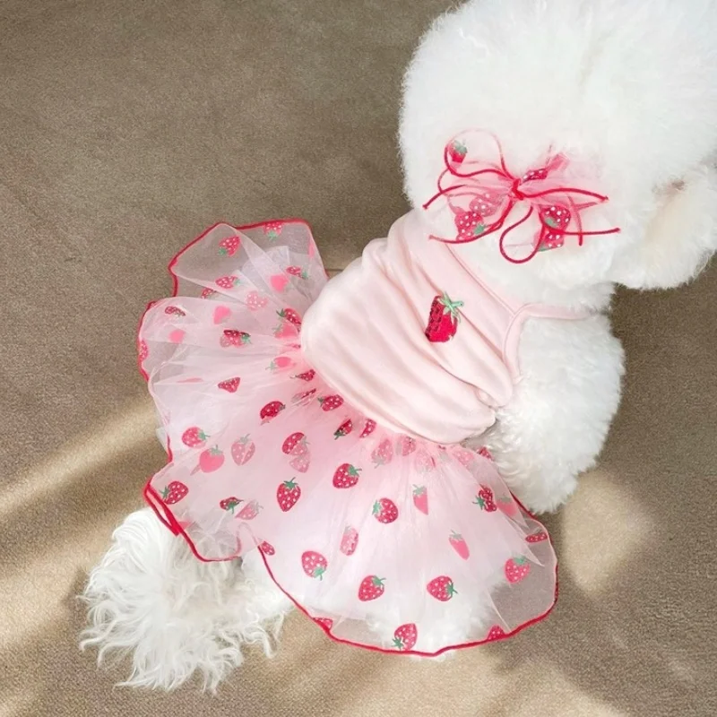 Cute Strawberry Dog Dresses Fashion Print Puppy Princess Skirt Summer Puppy Clothes Sweet Bow Cat Dress Pet Outfits Dog Clothes