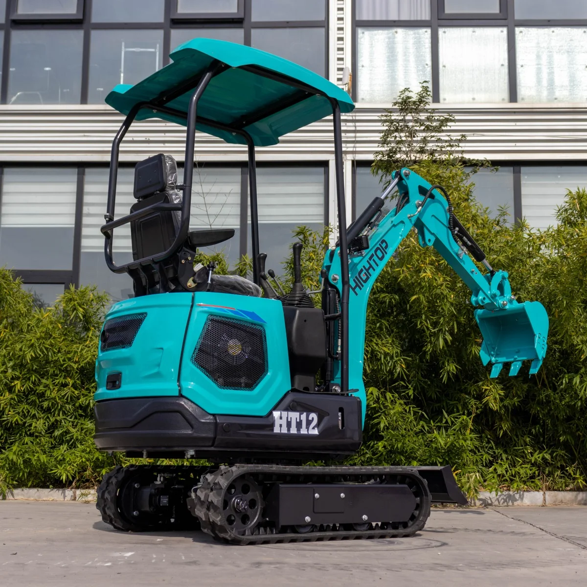 1200KGS China Mini Excavator Small Digger For Garden Use EPA/EURO 5