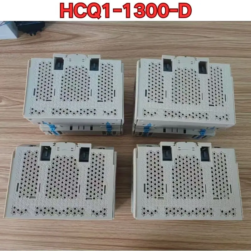 

Бывший в употреблении тест функции контроллера ПЛК HCQ1-1300-D обычно. Новейшая цена в 2025 году.