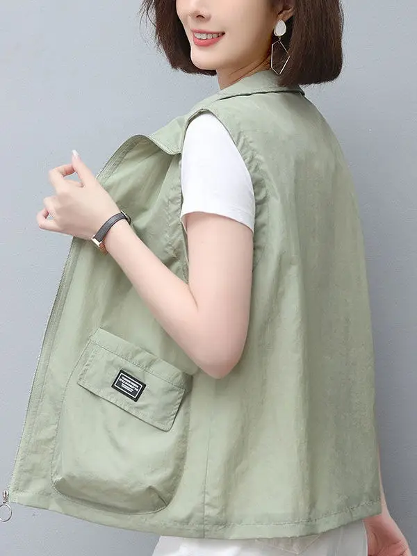 

Тонкий кардиган-жилет свободного кроя для полных людей среднего возраста на весну-осень