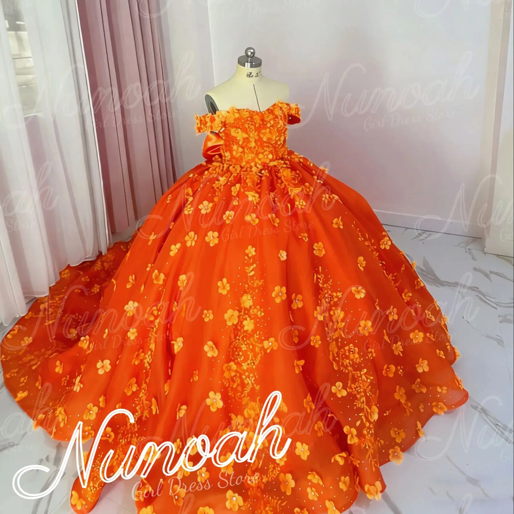

Orange Flower Girl Dress For Wedding Lace Appliques Floor Length Girl Birthday Party with Bow First Communion Gown Customized