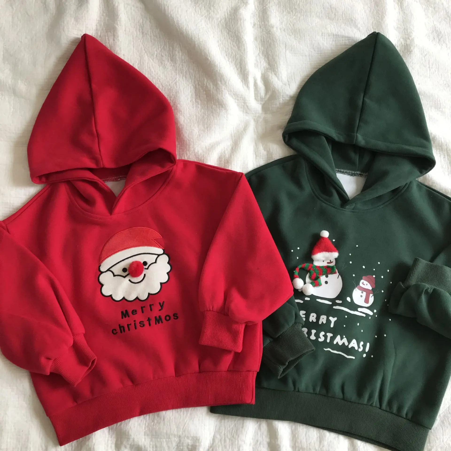 

Детские толстовки, осень 2023, новые толстовки с капюшоном для маленьких девочек, свободный пуловер с принтом для мальчиков, топы, детская рождественская одежда