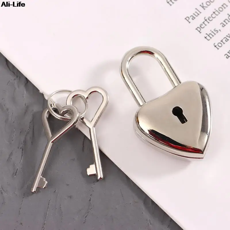 1Set Heart Shape Padlock Mini Luggage Hardware Locks With Key Lock